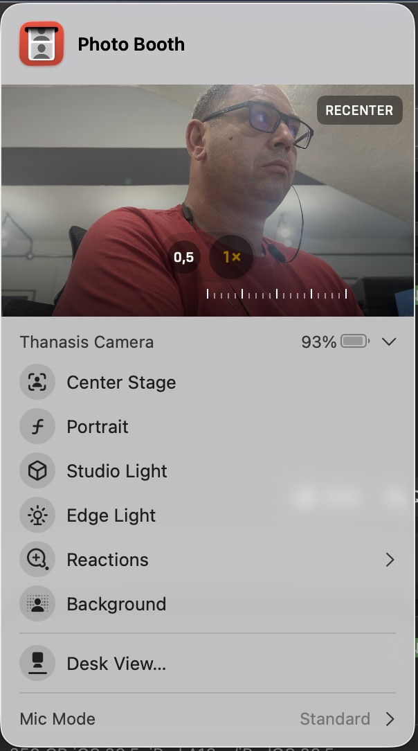 Το iPhone ως webcam στον Mac μέσω Continuity Camera — Center Stage και Desk View στο Photo Booth